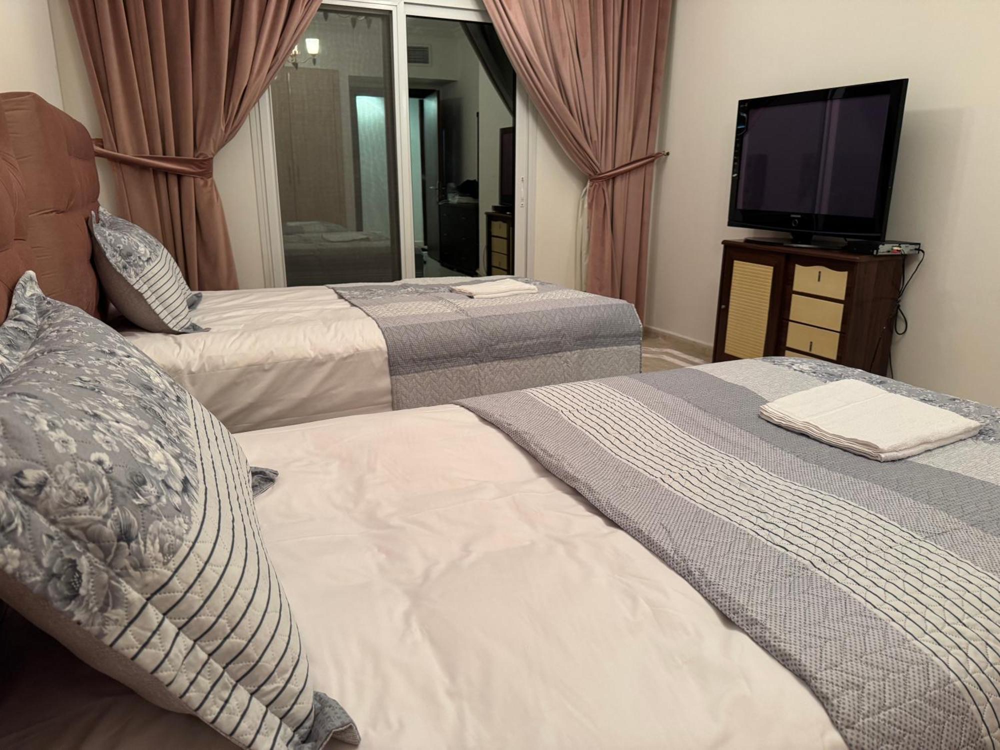 The Family Spot Apartment ชาร์จาห์ ภายนอก รูปภาพ