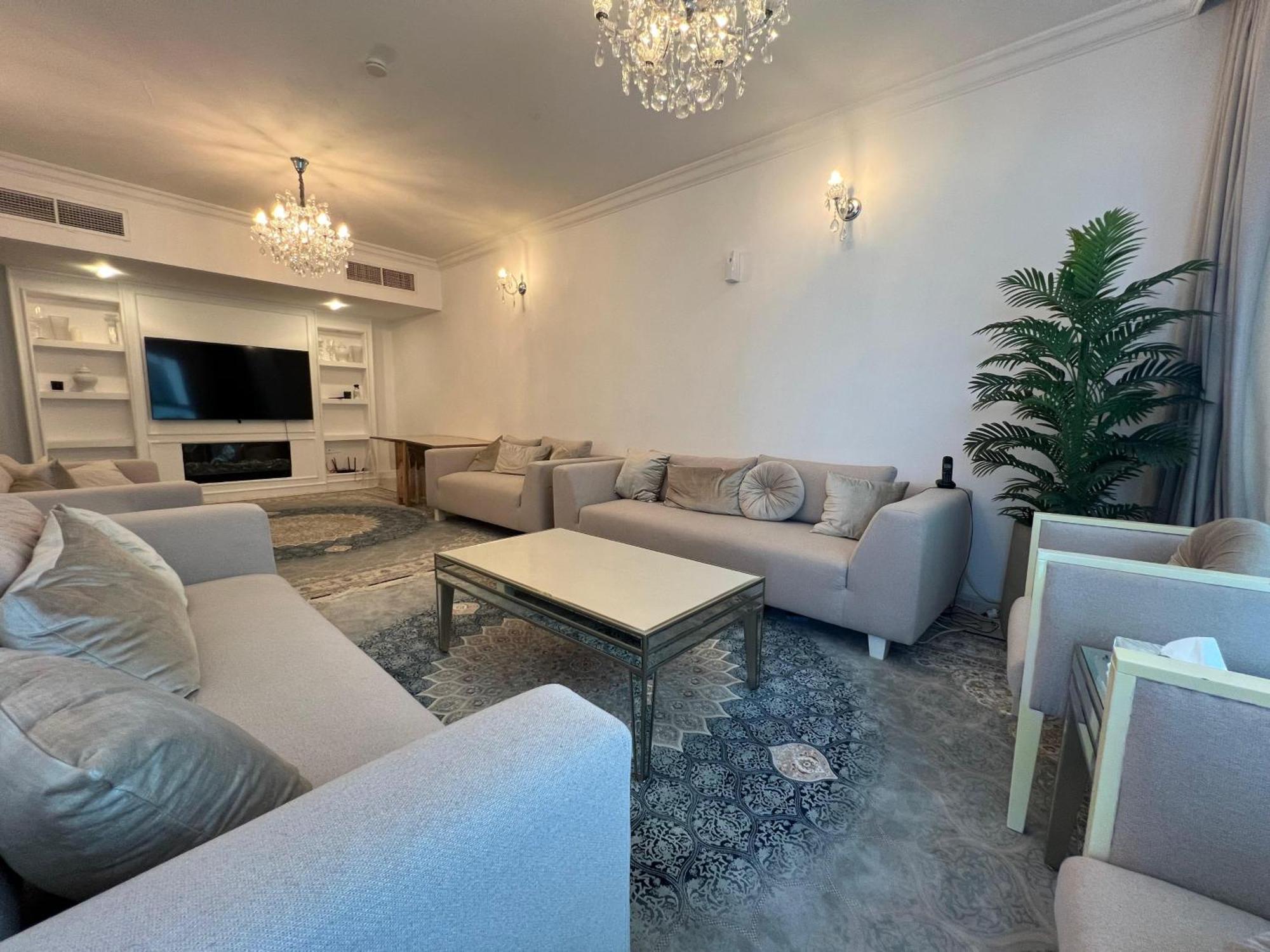 The Family Spot Apartment ชาร์จาห์ ภายนอก รูปภาพ